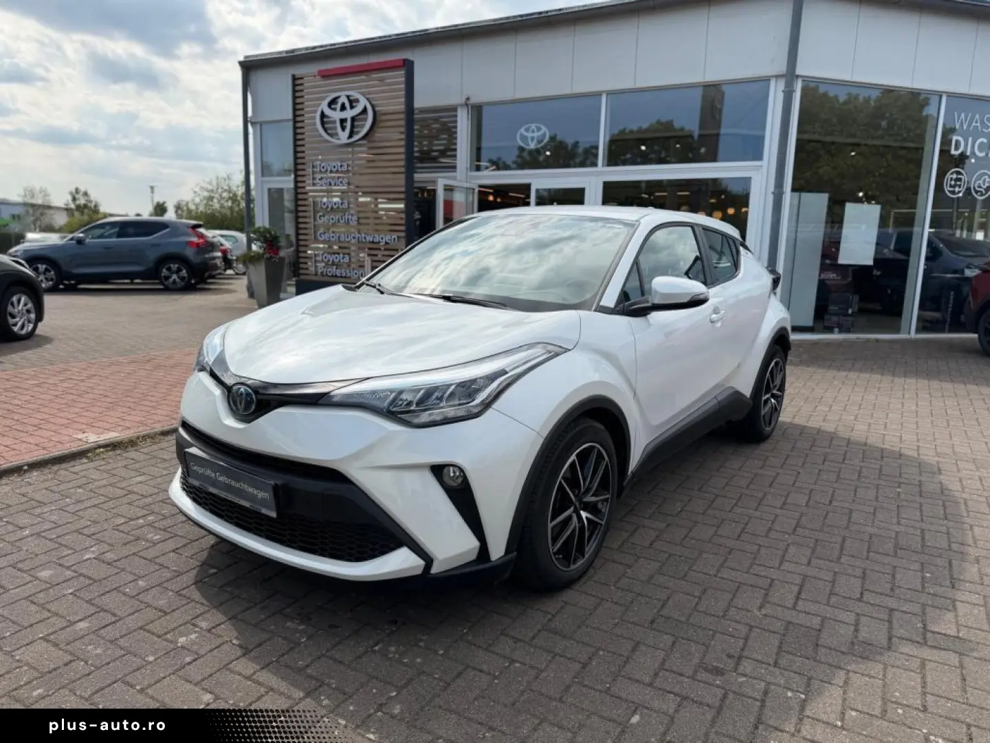 TOYOTA C-HR Hybrid Flow