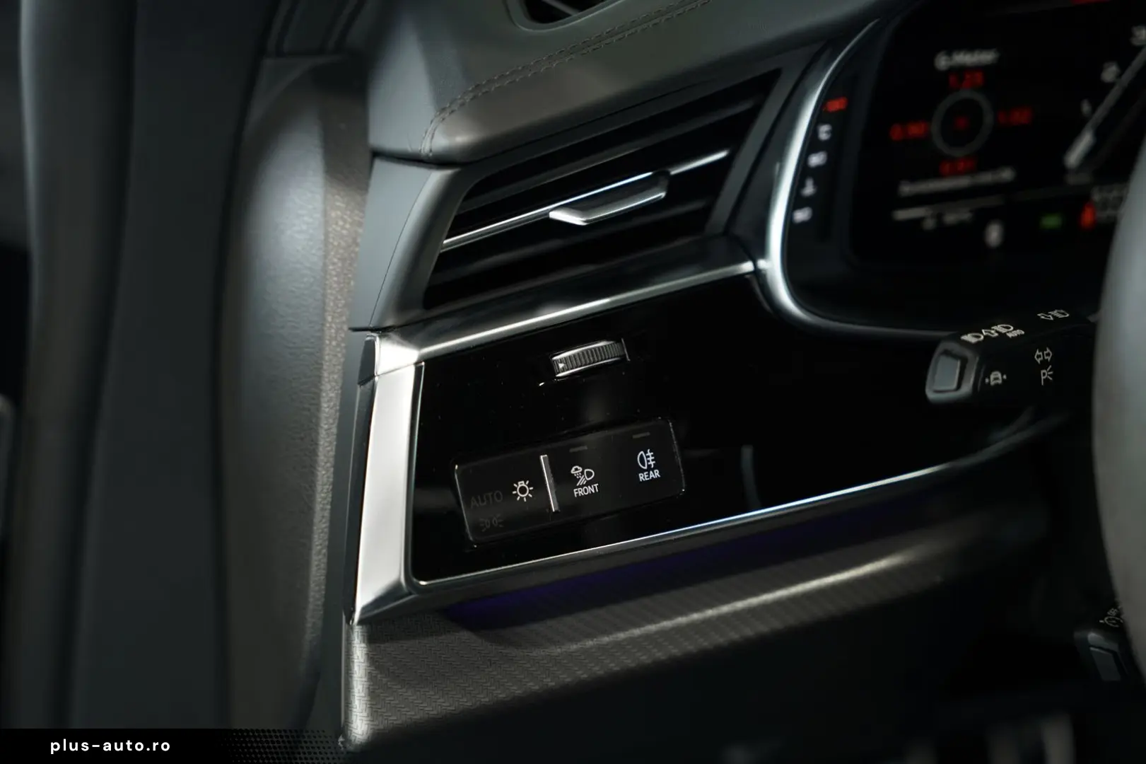 AUDI RS Q8 2022 — imagine 25