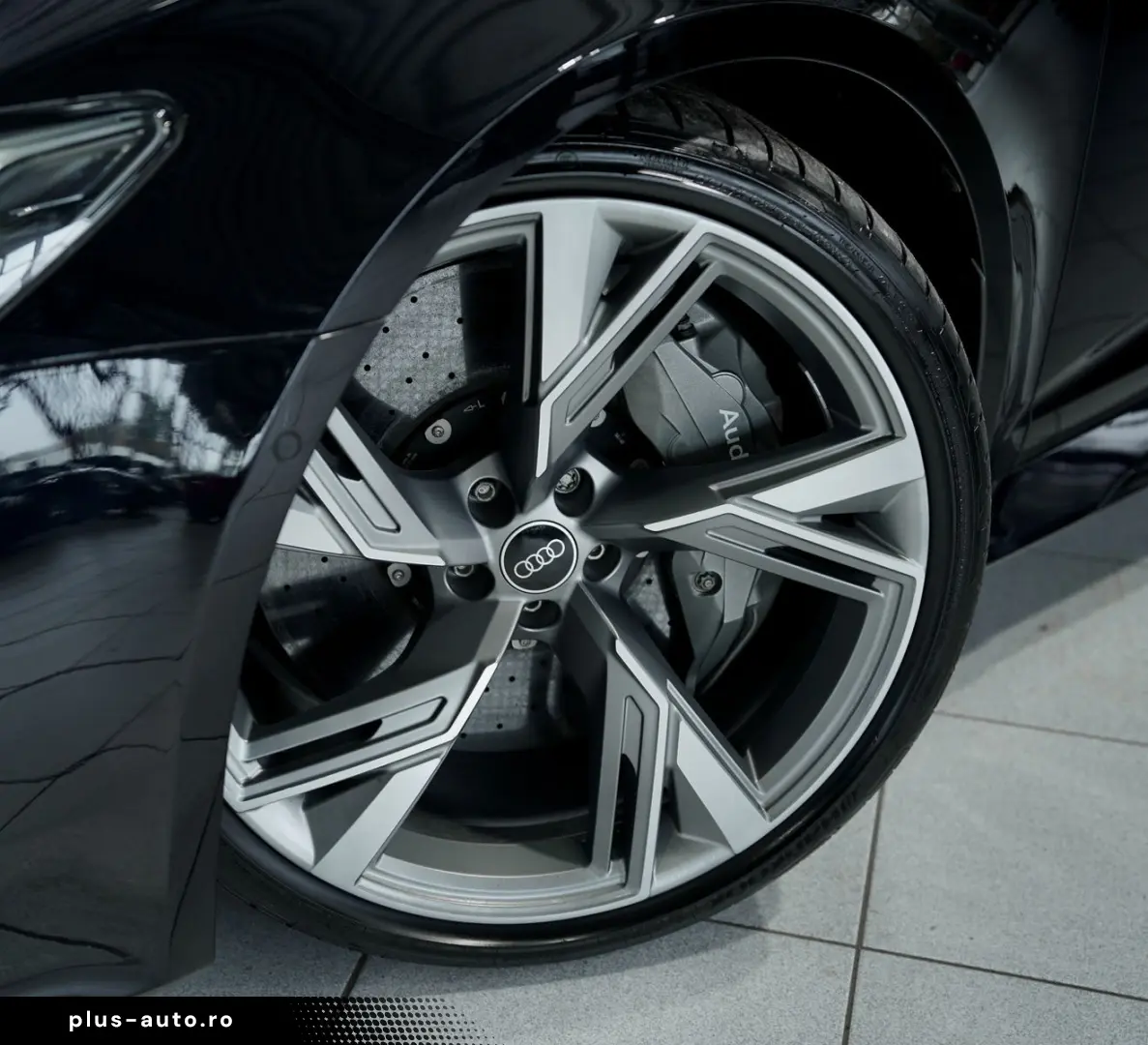 AUDI RS6 Avant q. 2.H 22  S-AGA  Dynamik  B&O  MwSt