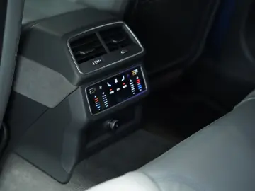 AUDI RS6 Avant q. 2.H 22  S-AGA  Dynamik  B&O  MwSt