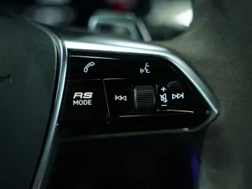 AUDI RS6 Avant q. 2.H 22  S-AGA  Dynamik  B&O  MwSt