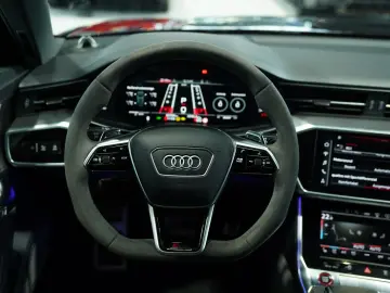 AUDI RS6 Avant q. 2.H 22  S-AGA  Dynamik  B&O  MwSt