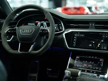 AUDI RS6 Avant q. 2.H 22  S-AGA  Dynamik  B&O  MwSt