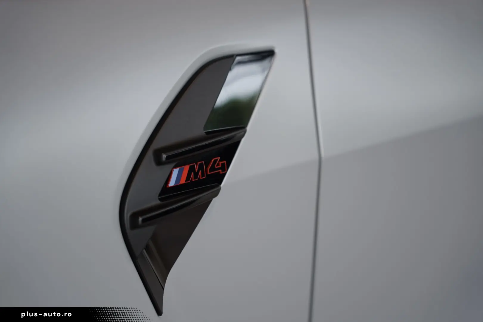 BMW M4 CSL  Carbon Schale Keramik Aerody Capristo