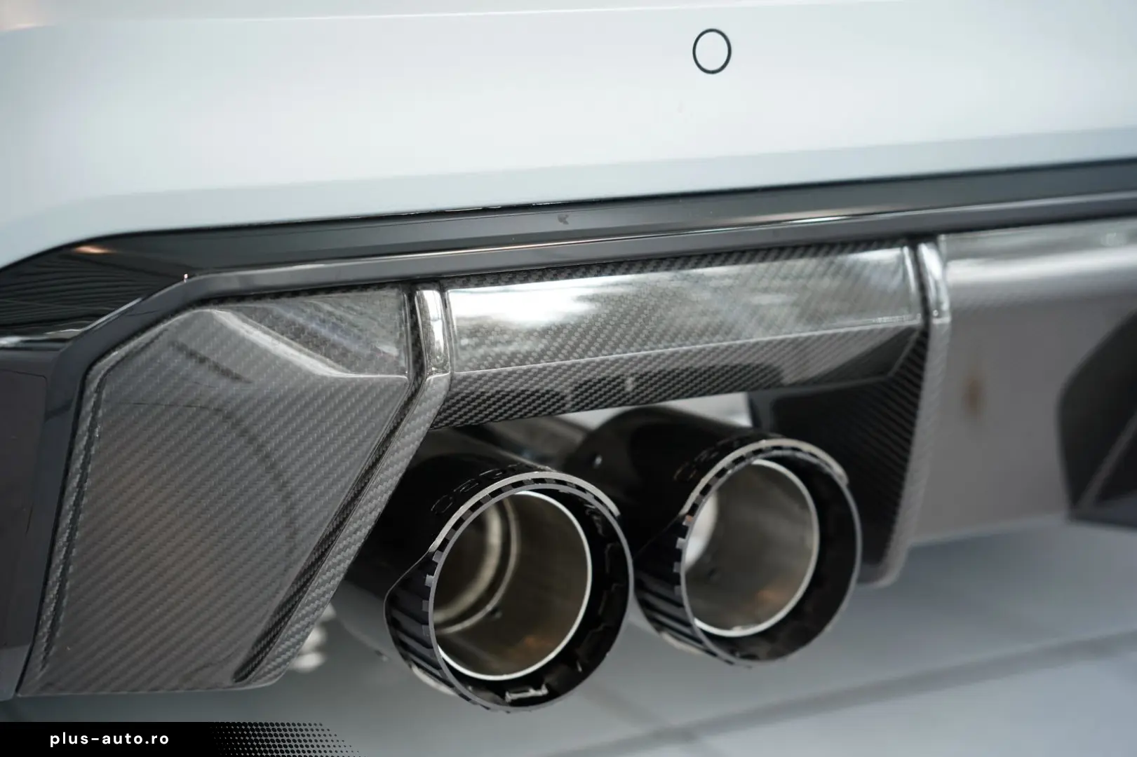 BMW M4 CSL  Carbon Schale Keramik Aerody Capristo