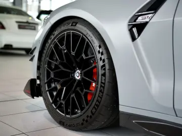 BMW M4 CSL  Carbon Schale Keramik Aerody Capristo