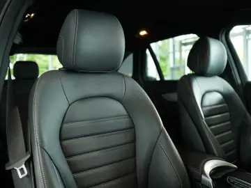 MERCEDES-BENZ GLC 400 d 4M AMG Line  1.H  Digital  A…