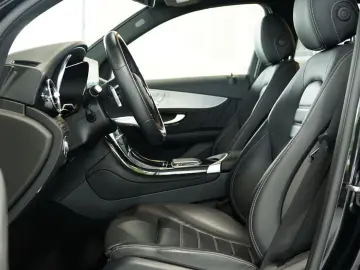 MERCEDES-BENZ GLC 400 d 4M AMG Line  1.H  Digital  A…