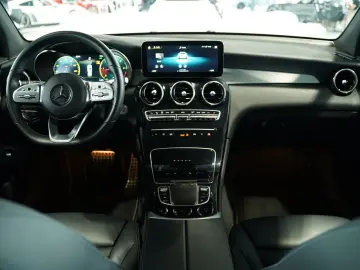 MERCEDES-BENZ GLC 400 d 4M AMG Line  1.H  Digital  A…