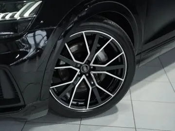 AUDI Q8 50 TDI q. S line  1.H  22  Virtual Pano B&O
