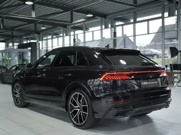 AUDI Q8 50 TDI q. S line  1.H  22  Virtual Pano B&O