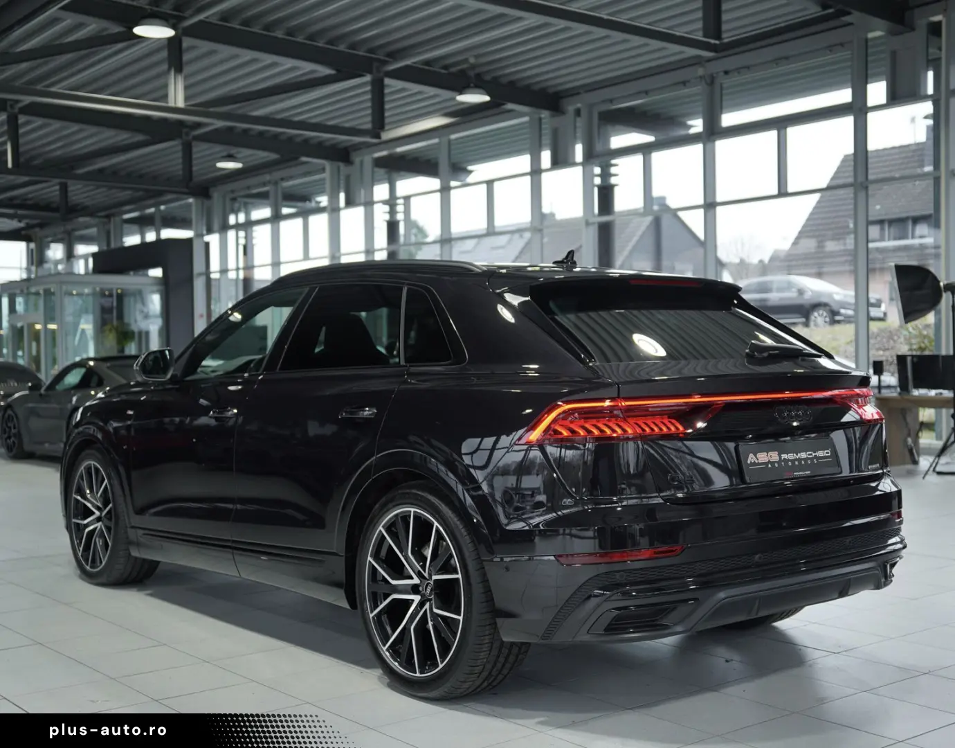 AUDI Q8 50 TDI q. S line  1.H  22  Virtual Pano B&O