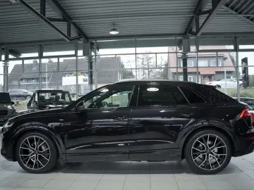 AUDI Q8 50 TDI q. S line  1.H  22  Virtual Pano B&O