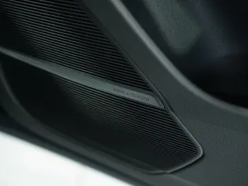 AUDI Q8 50 TDI q. S line  1.H  22  Virtual Pano B&O