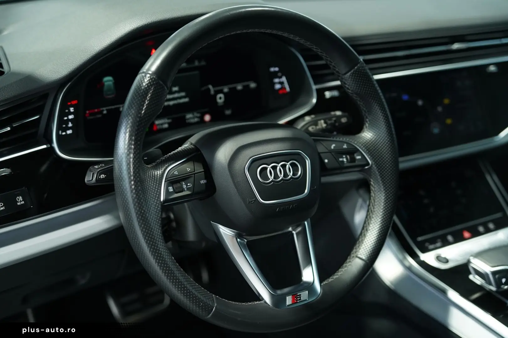 AUDI Q8 50 TDI q. S line  1.H  22  Virtual Pano B&O