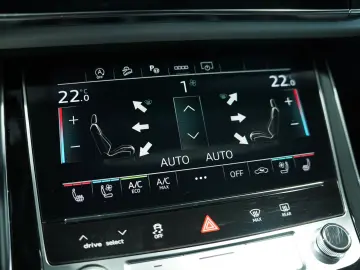 AUDI Q8 50 TDI q. S line  1.H  22  Virtual Pano B&O