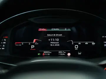 AUDI Q8 50 TDI q. S line  1.H  22  Virtual Pano B&O