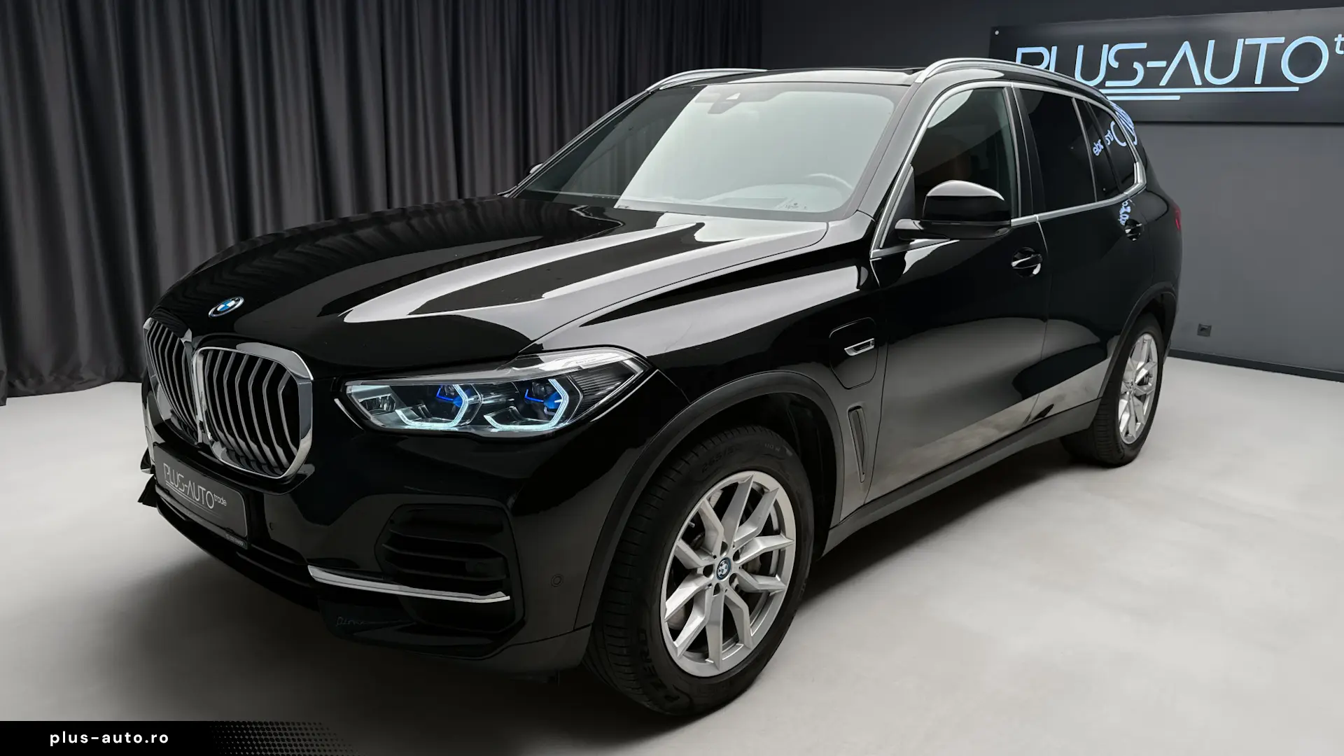 BMW X5 45e Plug-in  Pano   B&W  ventilatie  laser