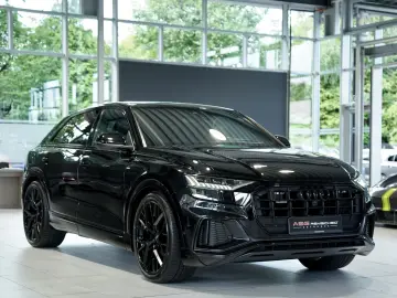 AUDI Q8 50 TDI q. S line  2.H  23  B&O Pano Virtual