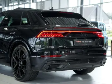 AUDI Q8 50 TDI q. S line  2.H  23  B&O Pano Virtual