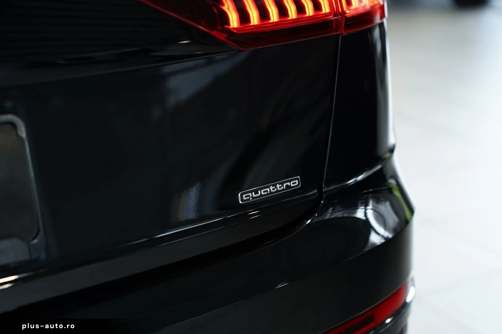 AUDI Q8 50 TDI q. S line  2.H  23  B&O Pano Virtual