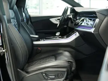 AUDI Q8 50 TDI q. S line  2.H  23  B&O Pano Virtual