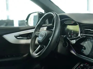 AUDI Q8 50 TDI q. S line  2.H  23  B&O Pano Virtual