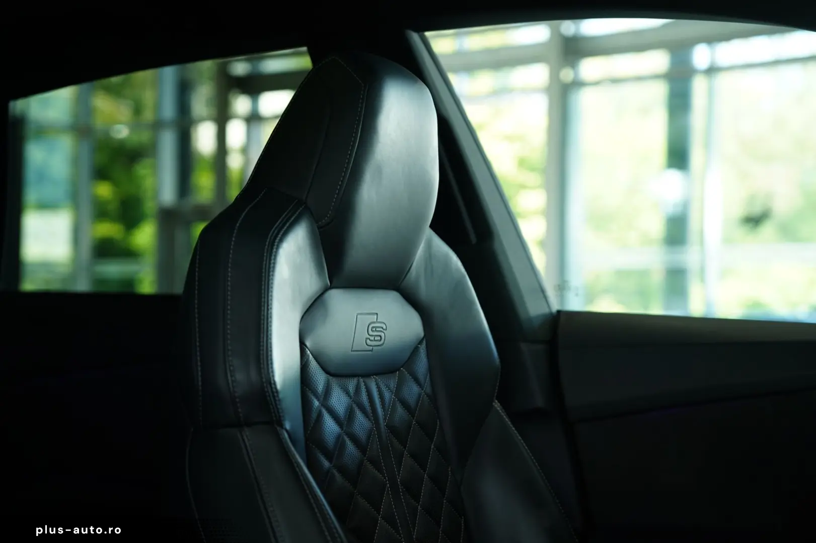 AUDI Q8 50 TDI q. S line  2.H  23  B&O Pano Virtual