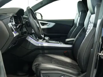 AUDI Q8 50 TDI q. S line  2.H  23  B&O Pano Virtual
