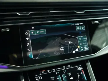 AUDI Q8 50 TDI q. S line  2.H  23  B&O Pano Virtual
