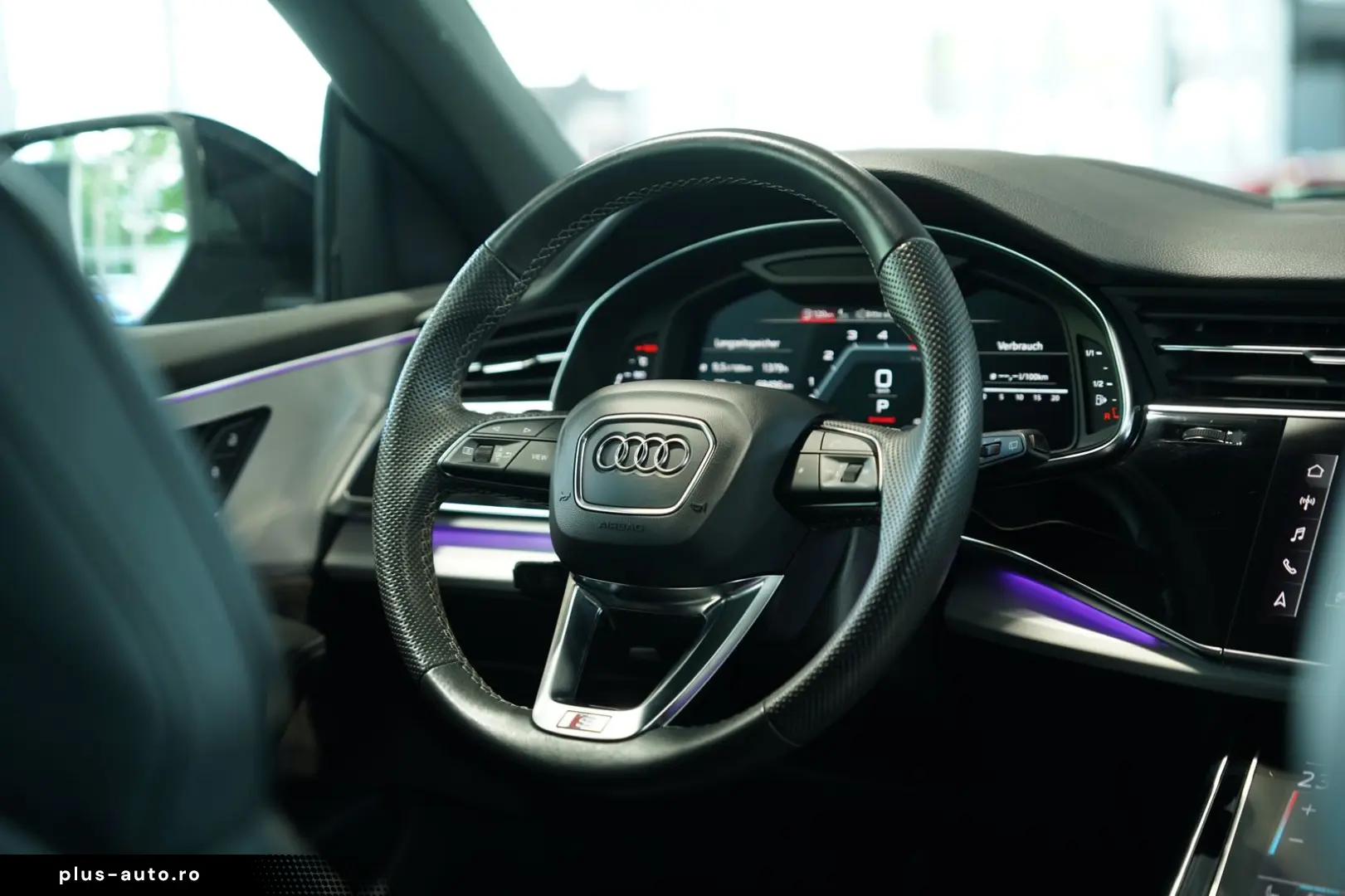 AUDI Q8 50 TDI q. S line  2.H  23  B&O Pano Virtual