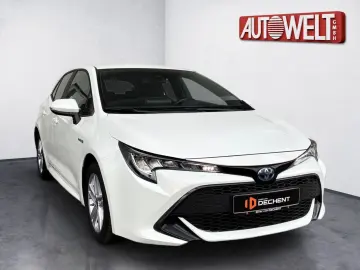 TOYOTA Corolla 1.8 Comfort Kamera LED Navi ACC LM SpurH