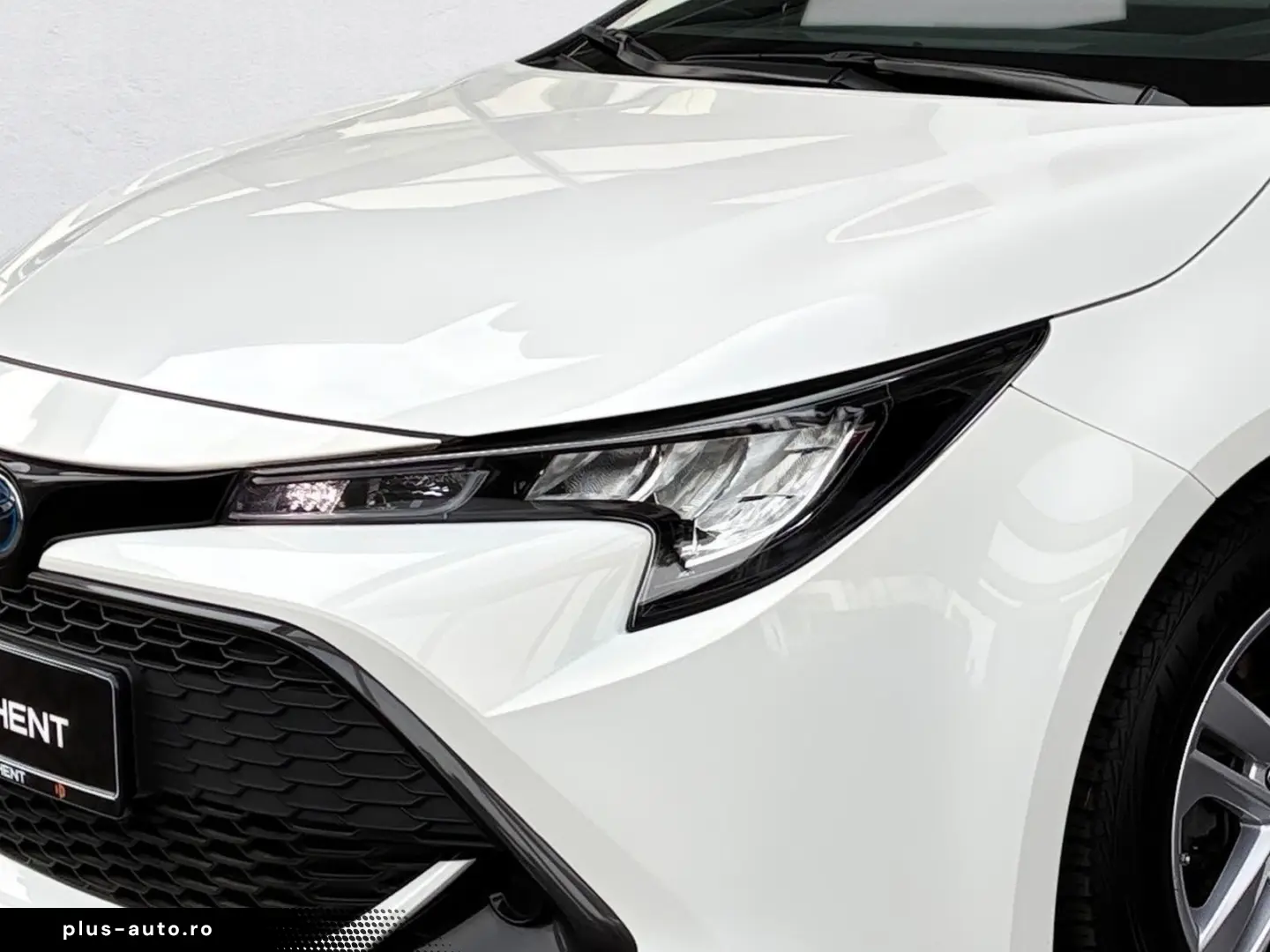 TOYOTA Corolla 1.8 Comfort Kamera LED Navi ACC LM SpurH