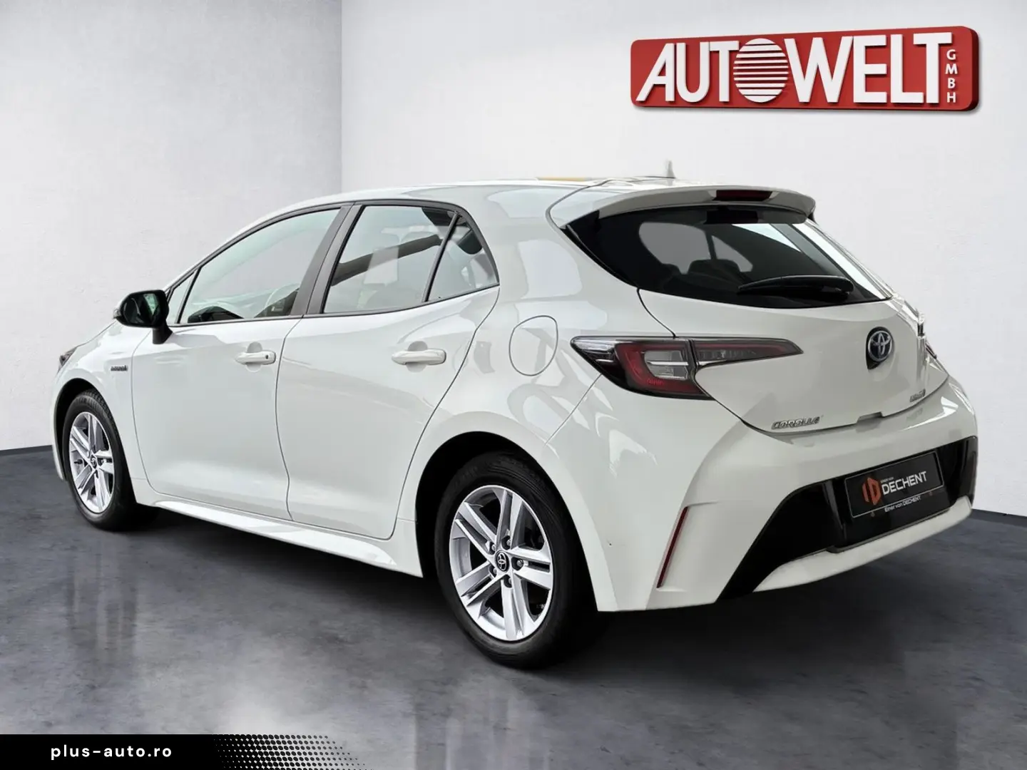 TOYOTA Corolla 1.8 Comfort Kamera LED Navi ACC LM SpurH