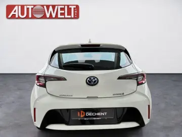 TOYOTA Corolla 1.8 Comfort Kamera LED Navi ACC LM SpurH