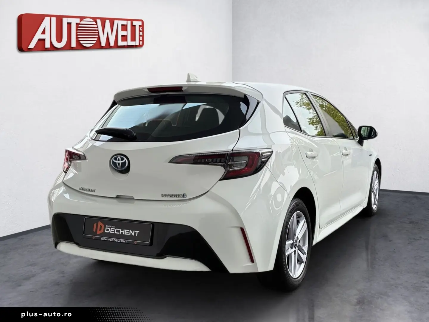 TOYOTA Corolla 1.8 Comfort Kamera LED Navi ACC LM SpurH
