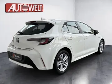 TOYOTA Corolla 1.8 Comfort Kamera LED Navi ACC LM SpurH
