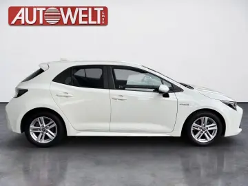 TOYOTA Corolla 1.8 Comfort Kamera LED Navi ACC LM SpurH
