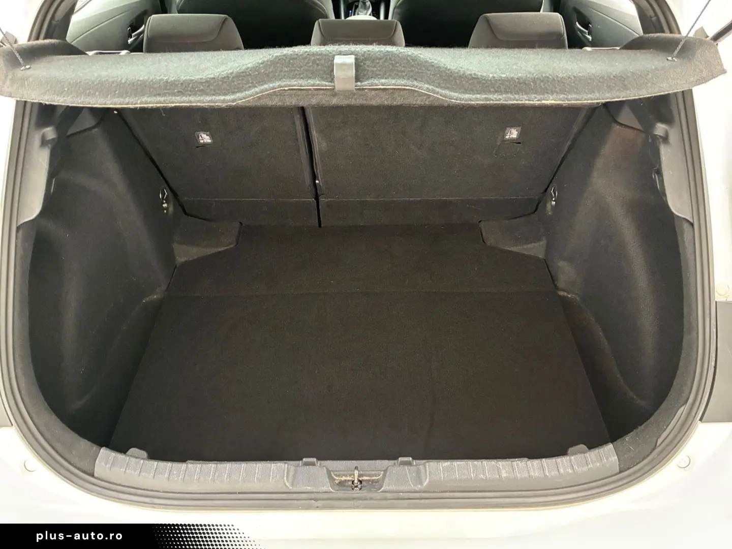 TOYOTA Corolla 1.8 Comfort Kamera LED Navi ACC LM SpurH
