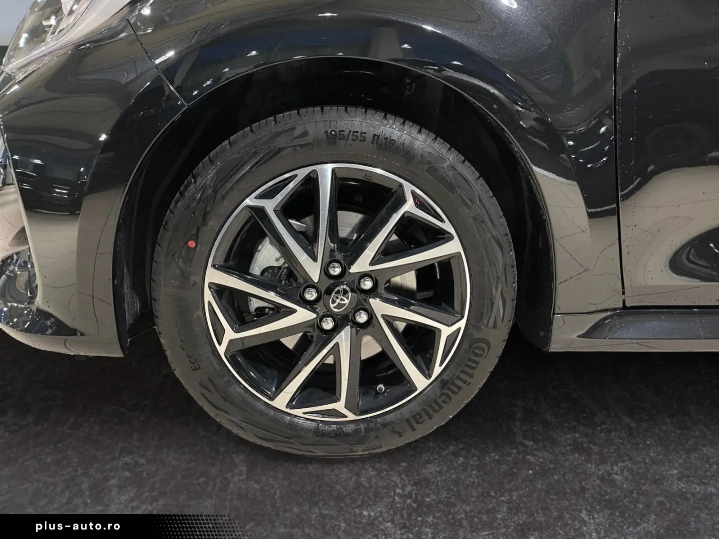 TOYOTA Yaris 2024 — imagine 12