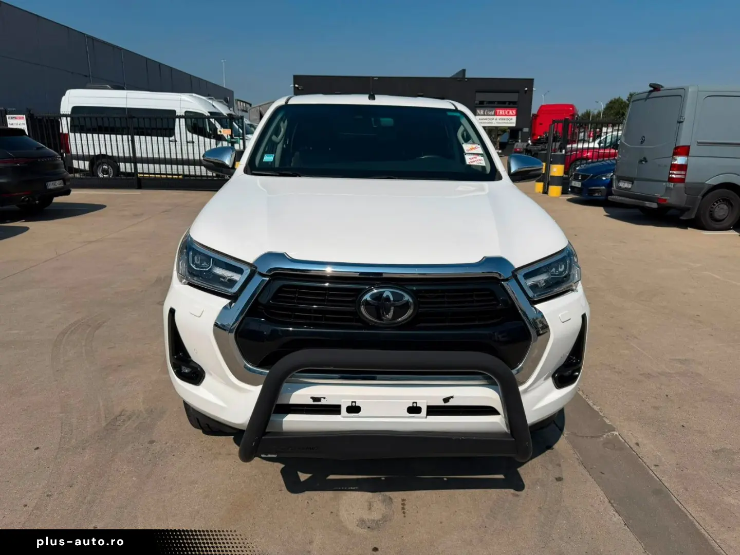 TOYOTA Hilux Double Cab Comfort (Stock ID 07802)