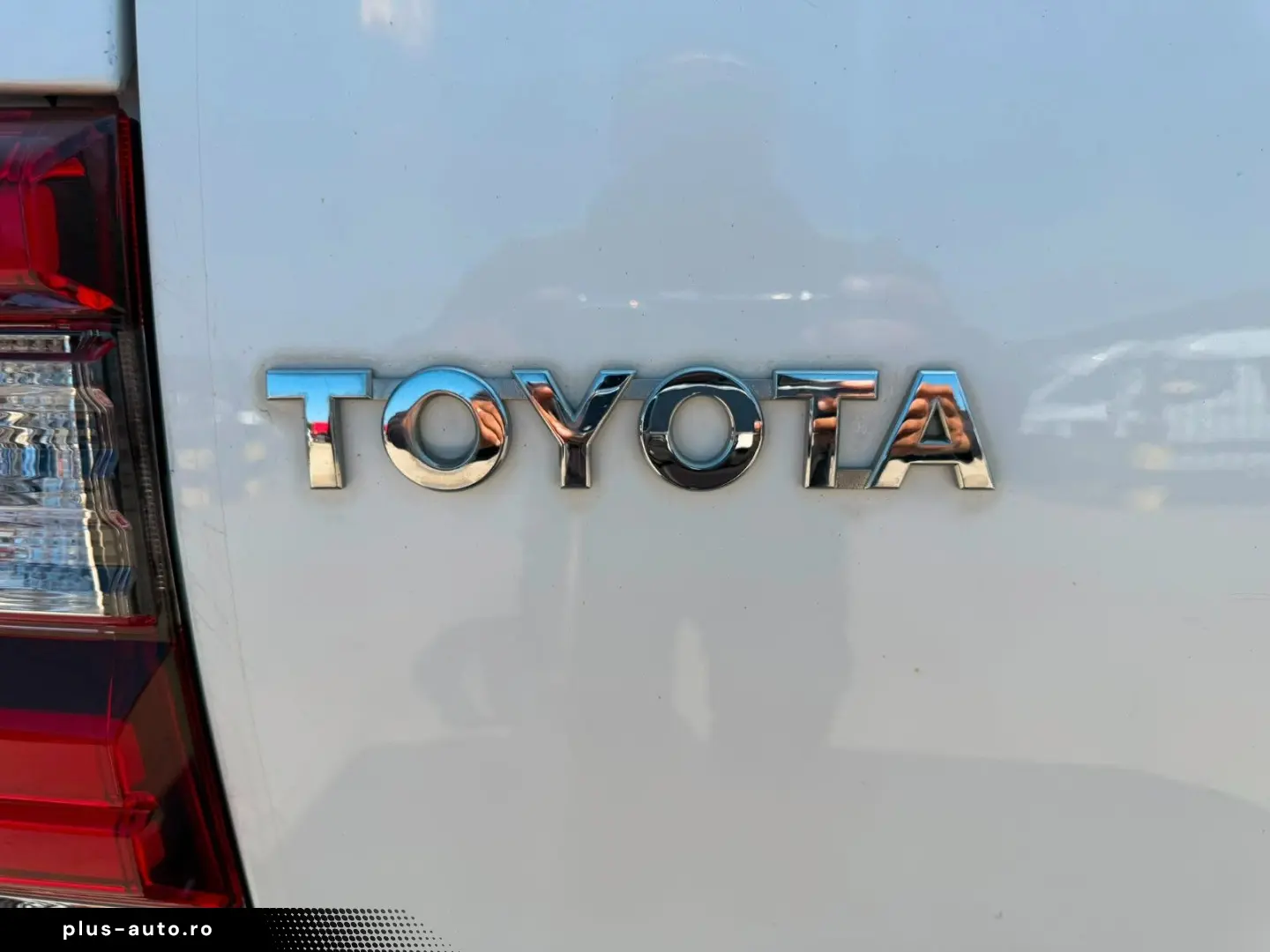 TOYOTA Hilux Double Cab Comfort (Stock ID 07802)