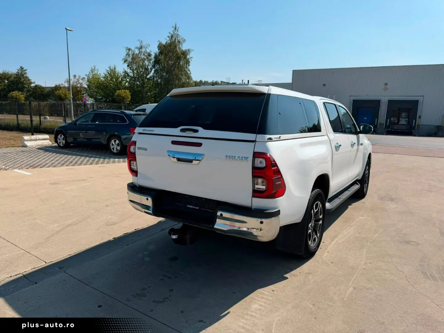 TOYOTA Hilux Double Cab Comfort (Stock ID 07802)