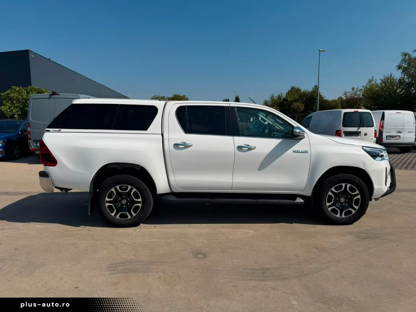 TOYOTA Hilux Double Cab Comfort (Stock ID 07802)