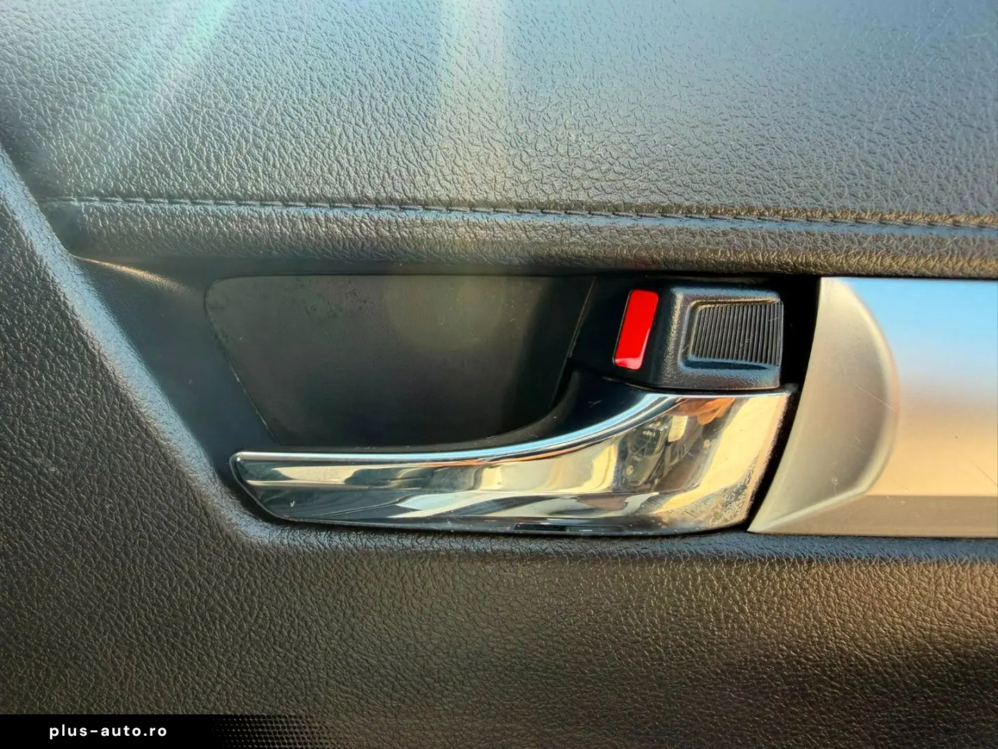 TOYOTA Hilux Double Cab Comfort (Stock ID 07802)