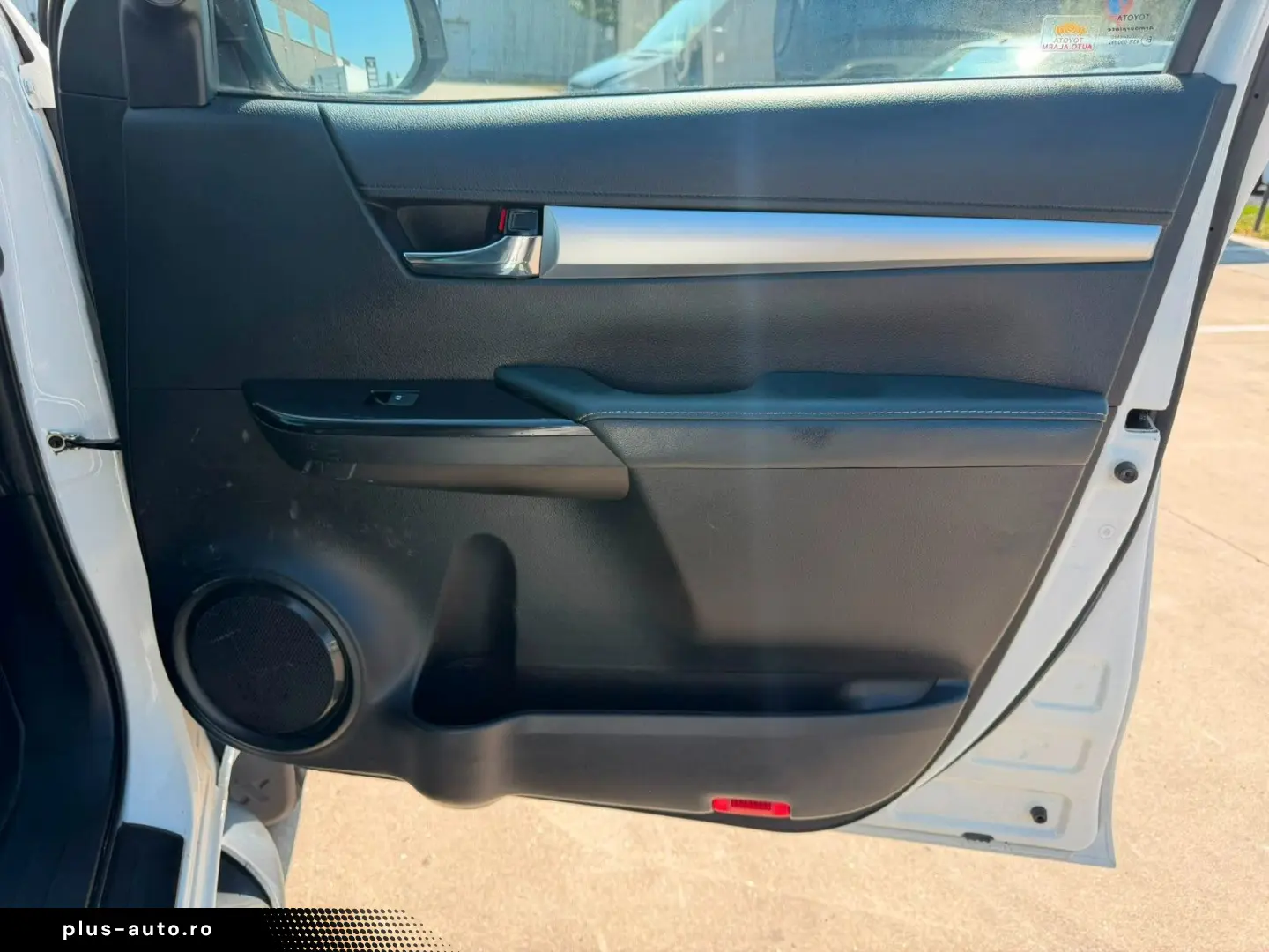 TOYOTA Hilux Double Cab Comfort (Stock ID 07802)