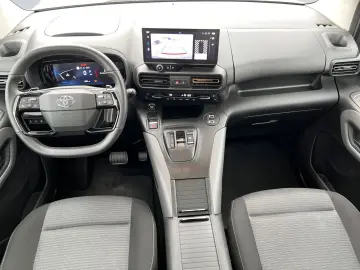 TOYOTA Proace City Verso 1.5 D-4D L1 Lounge  Pano RCam
