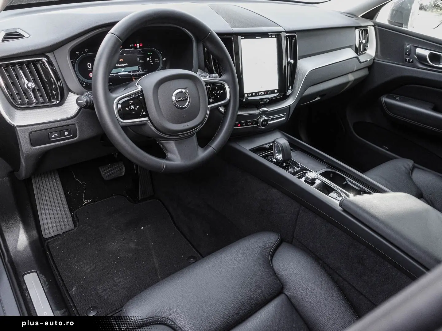VOLVO XC60 Plus Bright Recharge Plug-In Hybrid AWD T8