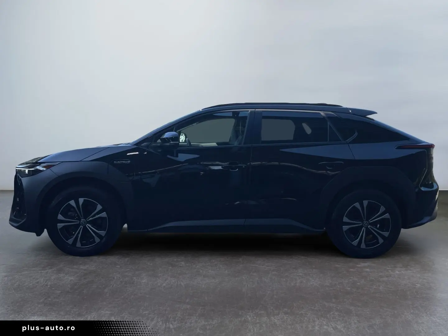 TOYOTA bZ4X 2023 — imagine 5