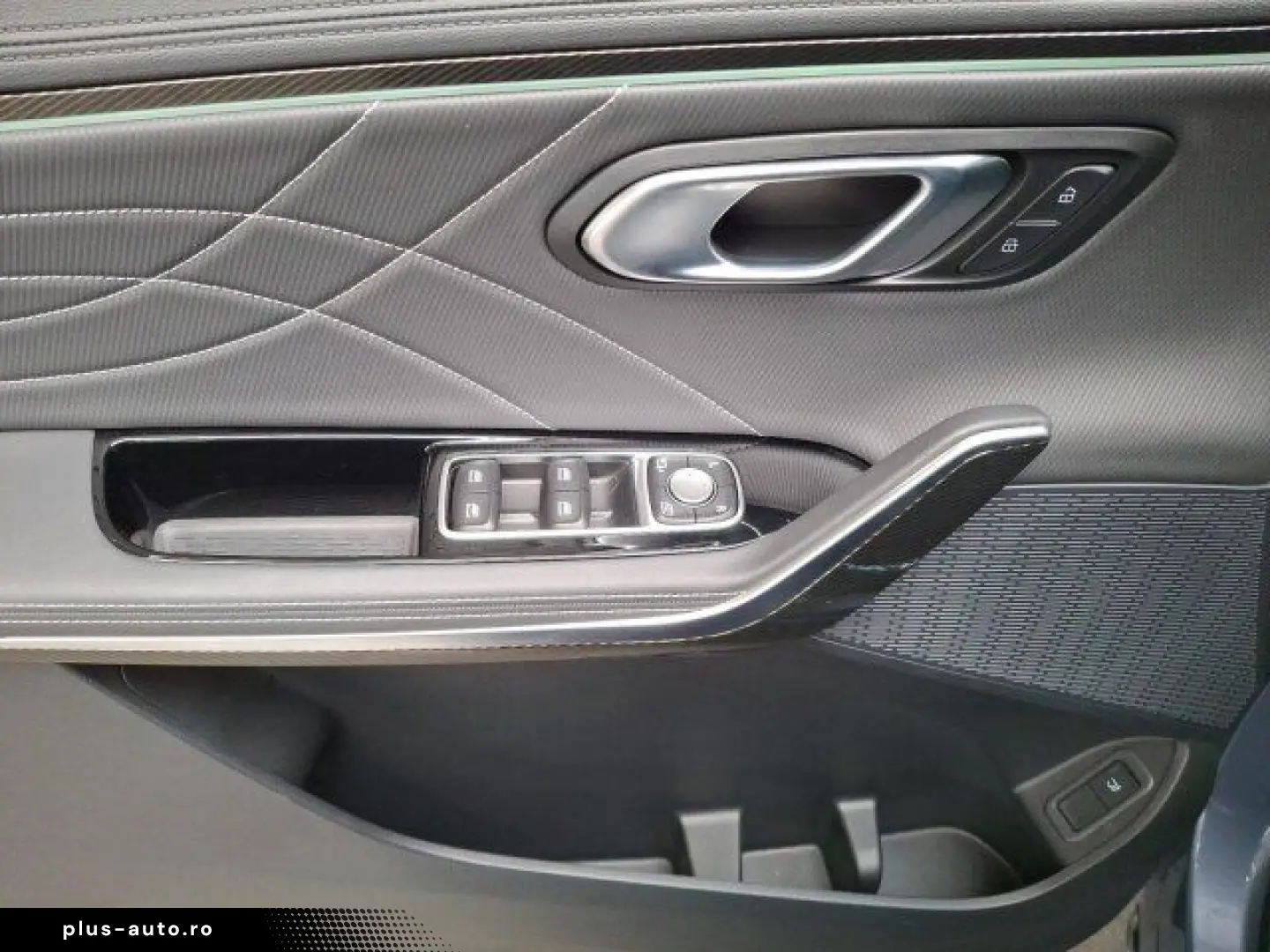 MAXUS MIFA 9 Luxury 7-Sitzer LED Navi elektr. Heckklap